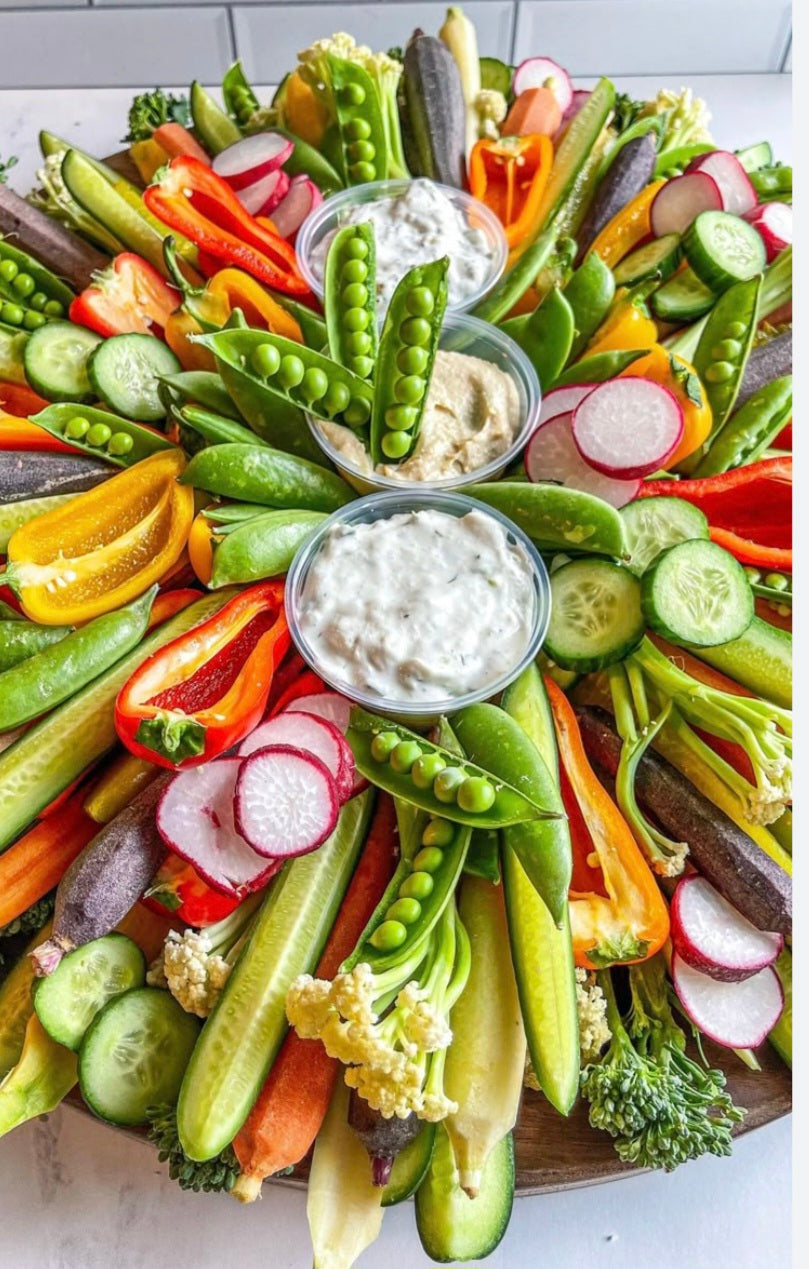Crudité Board with Dip